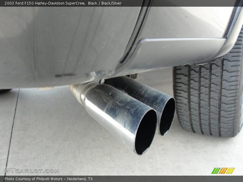 Exhaust of 2003 F150 Harley-Davidson SuperCrew