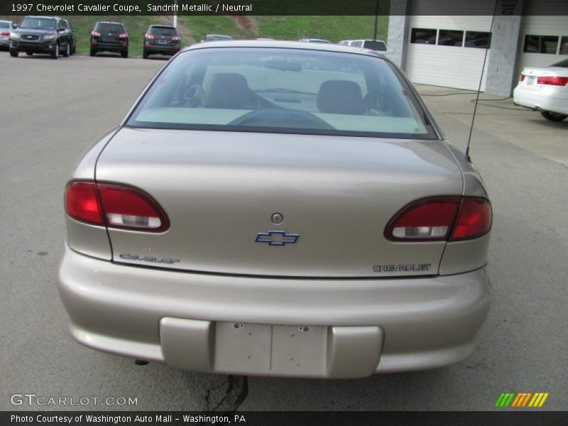 Sandrift Metallic / Neutral 1997 Chevrolet Cavalier Coupe