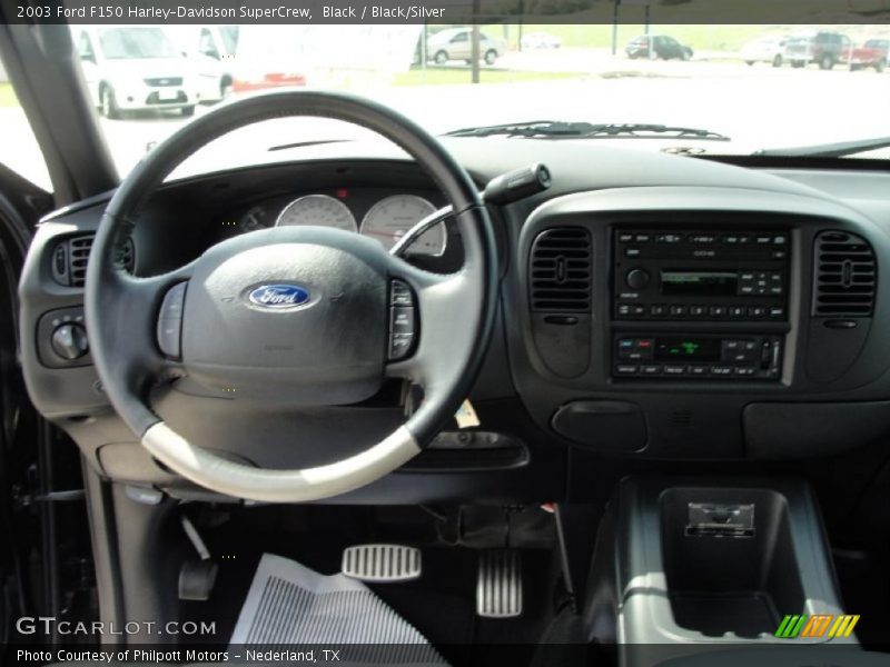 Dashboard of 2003 F150 Harley-Davidson SuperCrew