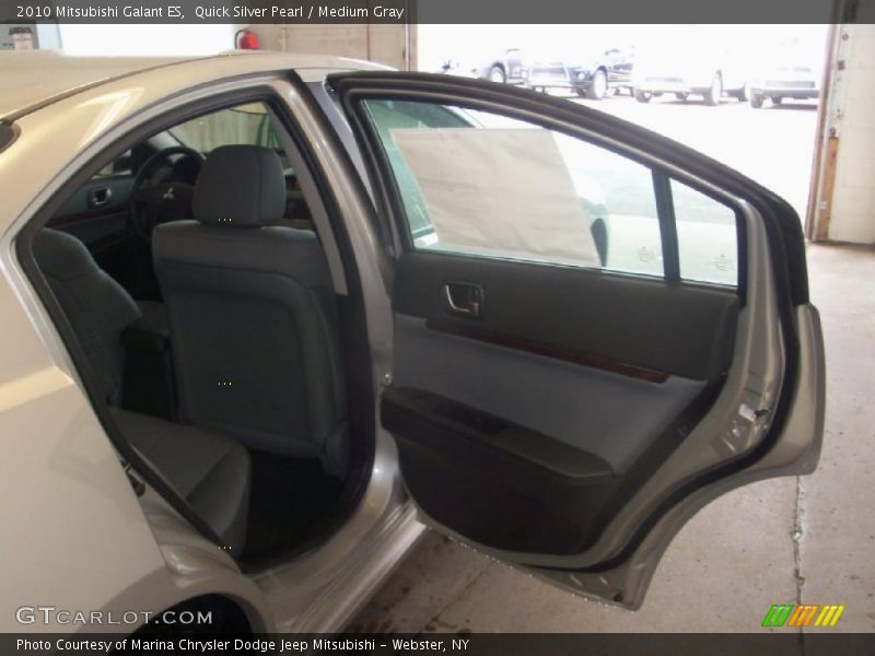 Quick Silver Pearl / Medium Gray 2010 Mitsubishi Galant ES