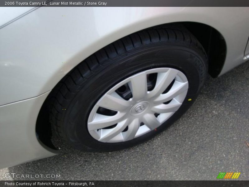 Lunar Mist Metallic / Stone Gray 2006 Toyota Camry LE