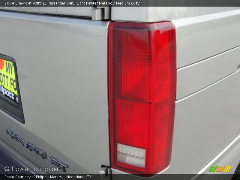 Light Pewter Metallic / Medium Gray 2004 Chevrolet Astro LS Passenger Van