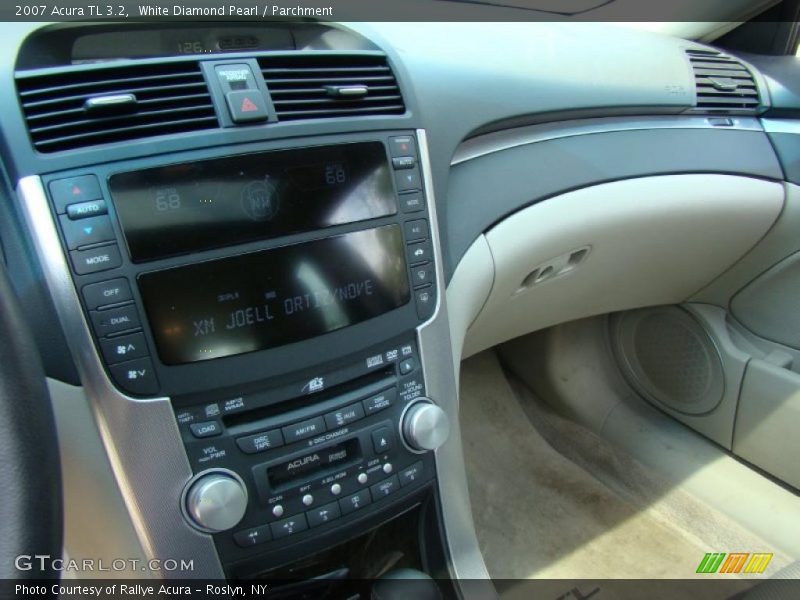 White Diamond Pearl / Parchment 2007 Acura TL 3.2
