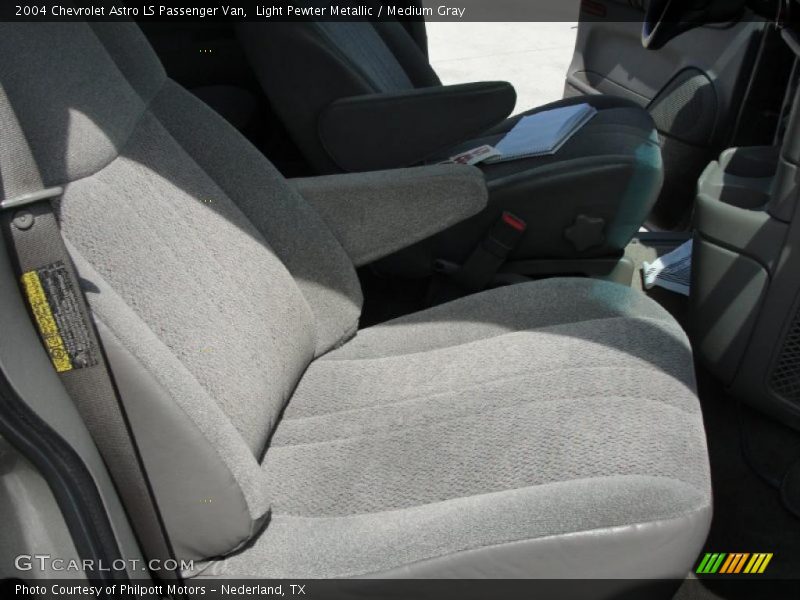 Light Pewter Metallic / Medium Gray 2004 Chevrolet Astro LS Passenger Van