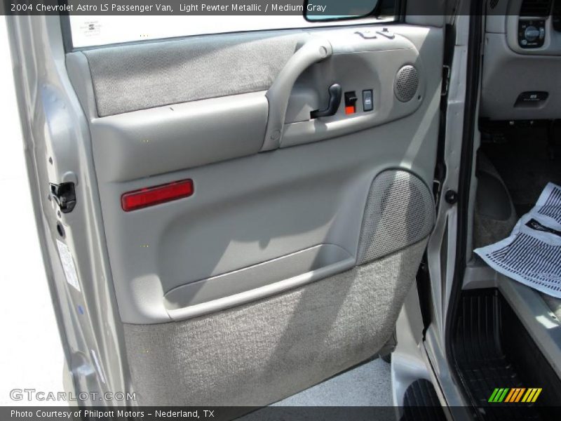 Light Pewter Metallic / Medium Gray 2004 Chevrolet Astro LS Passenger Van