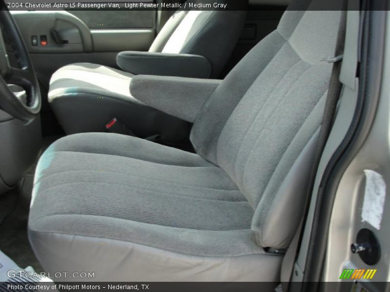 Light Pewter Metallic / Medium Gray 2004 Chevrolet Astro LS Passenger Van
