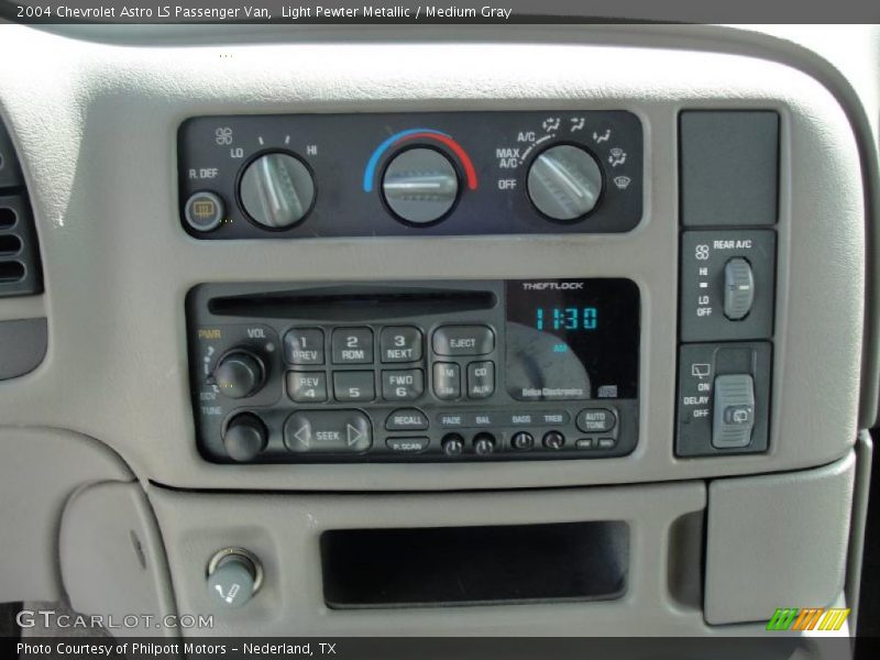 Controls of 2004 Astro LS Passenger Van
