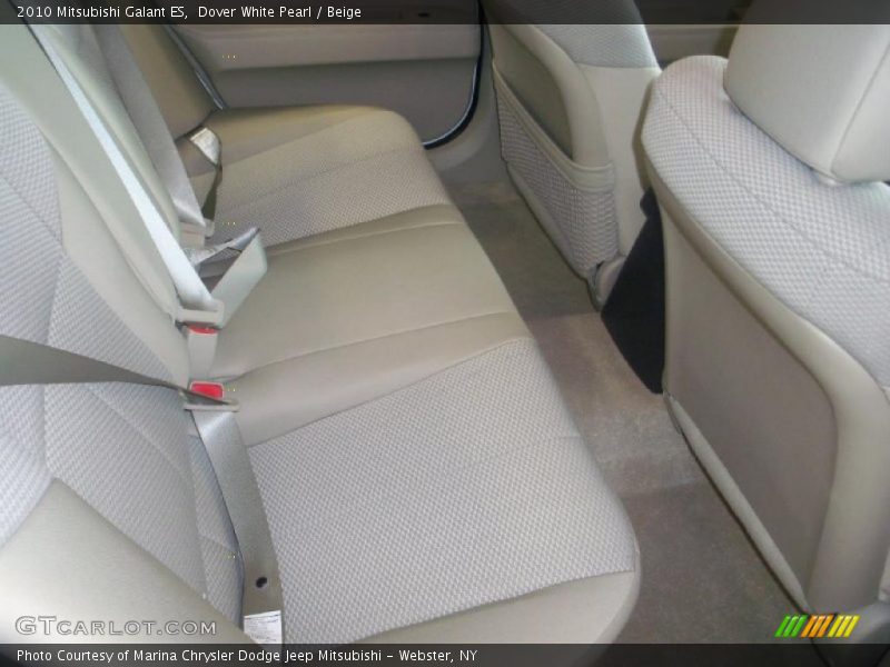 Dover White Pearl / Beige 2010 Mitsubishi Galant ES