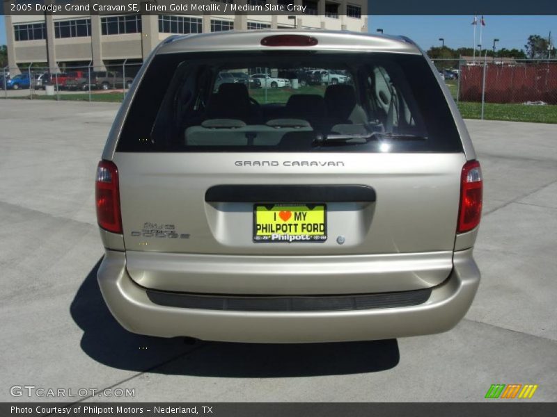 Linen Gold Metallic / Medium Slate Gray 2005 Dodge Grand Caravan SE