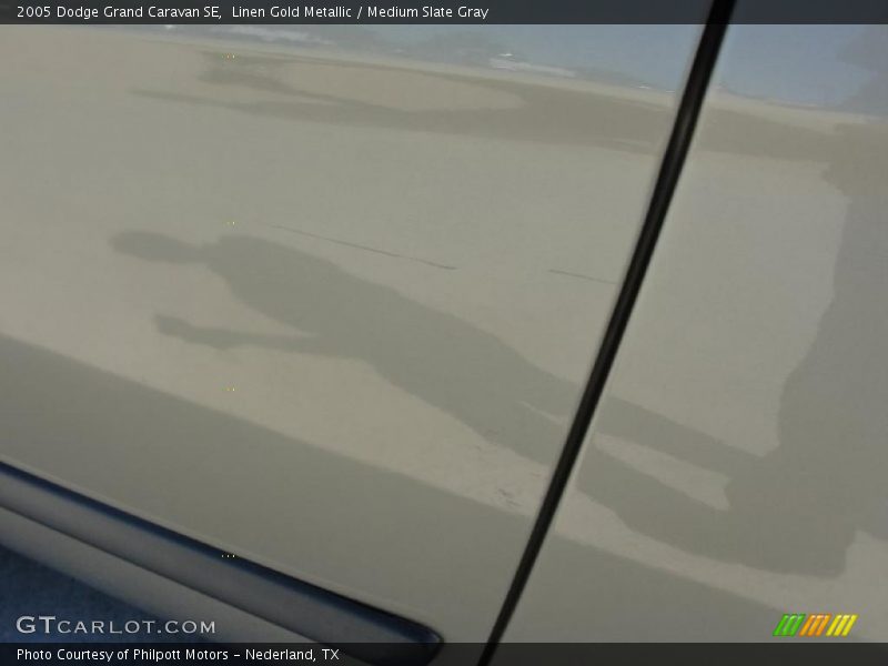 Linen Gold Metallic / Medium Slate Gray 2005 Dodge Grand Caravan SE