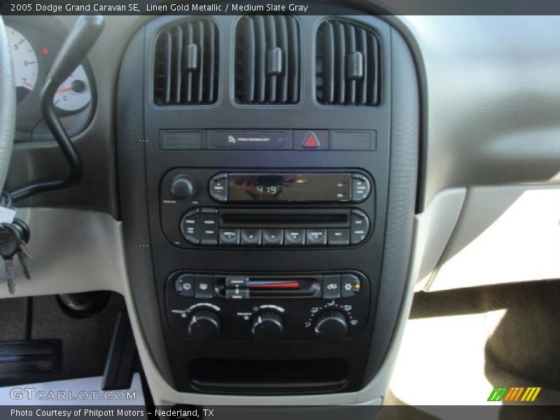 Linen Gold Metallic / Medium Slate Gray 2005 Dodge Grand Caravan SE