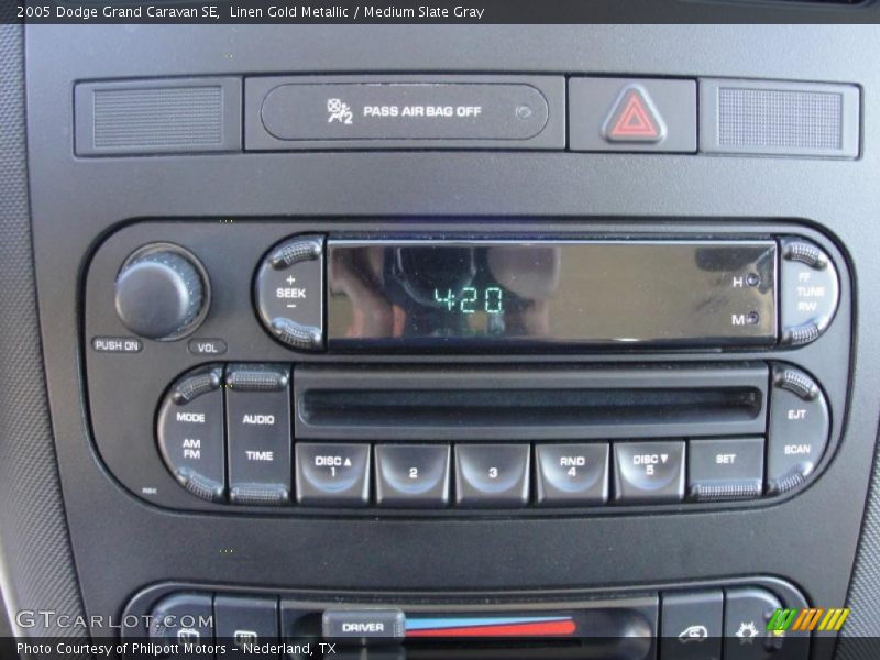Linen Gold Metallic / Medium Slate Gray 2005 Dodge Grand Caravan SE