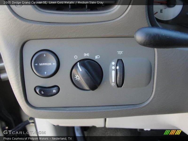 Linen Gold Metallic / Medium Slate Gray 2005 Dodge Grand Caravan SE