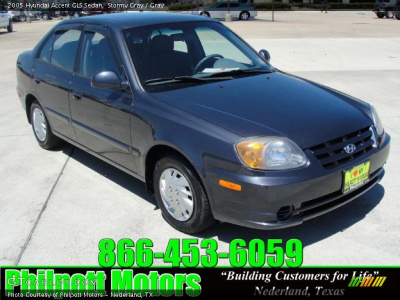 Stormy Gray / Gray 2005 Hyundai Accent GLS Sedan