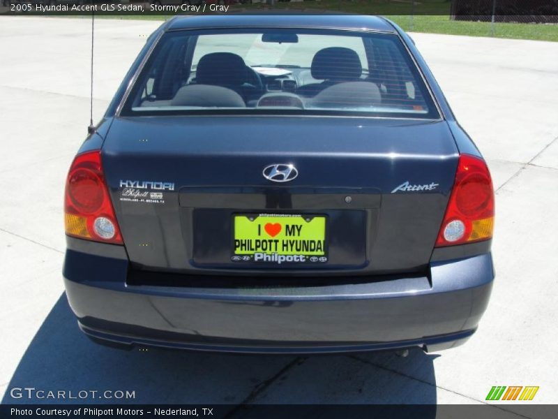 Stormy Gray / Gray 2005 Hyundai Accent GLS Sedan