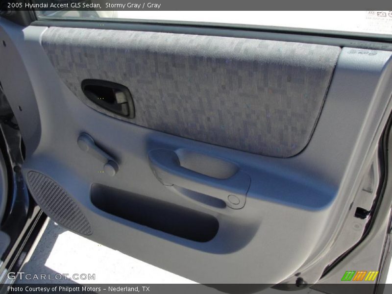 Stormy Gray / Gray 2005 Hyundai Accent GLS Sedan