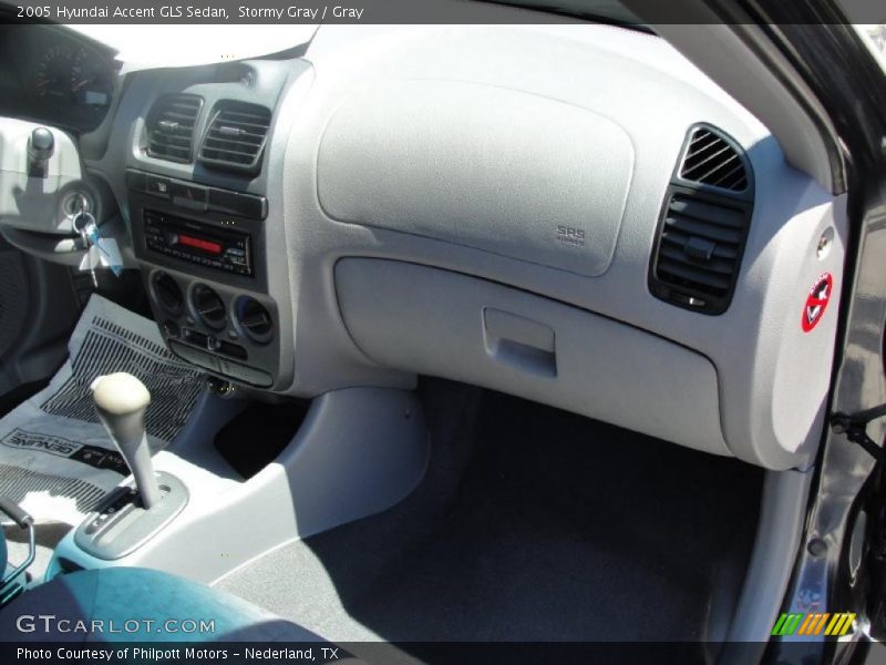 Stormy Gray / Gray 2005 Hyundai Accent GLS Sedan