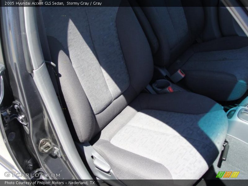 Stormy Gray / Gray 2005 Hyundai Accent GLS Sedan