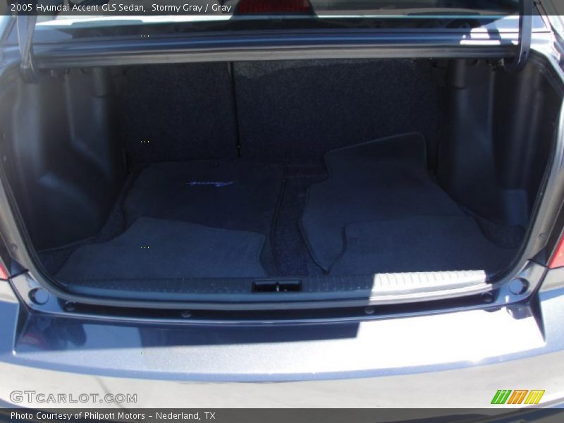 Stormy Gray / Gray 2005 Hyundai Accent GLS Sedan