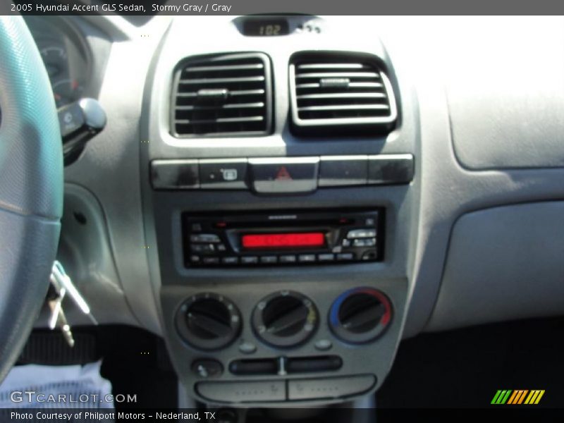 Stormy Gray / Gray 2005 Hyundai Accent GLS Sedan