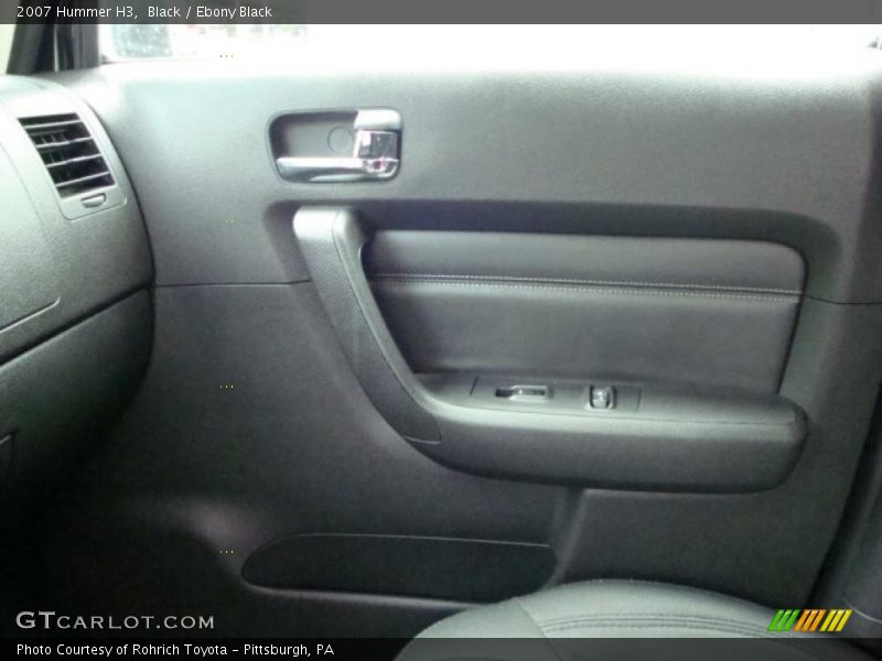Black / Ebony Black 2007 Hummer H3