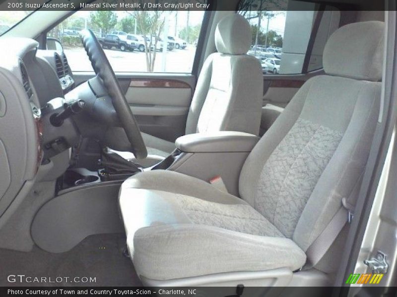 Mineral Silver Metallic / Dark Gray/Light Gray 2005 Isuzu Ascender S