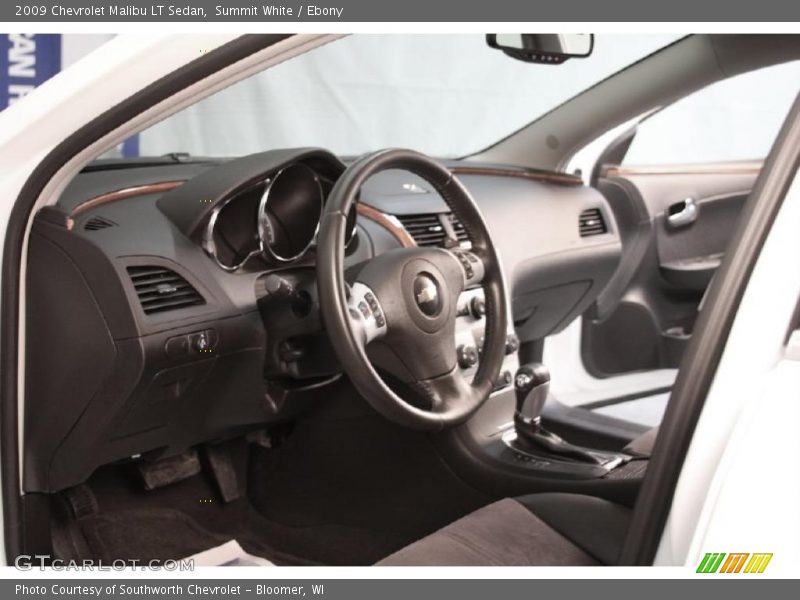 Summit White / Ebony 2009 Chevrolet Malibu LT Sedan