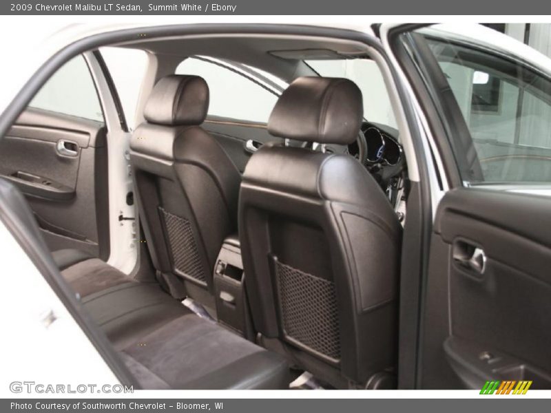 Summit White / Ebony 2009 Chevrolet Malibu LT Sedan