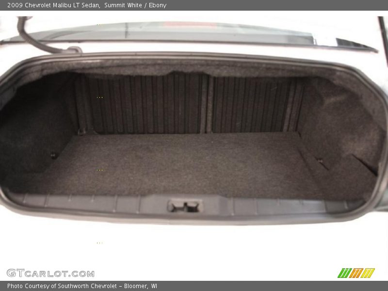 Summit White / Ebony 2009 Chevrolet Malibu LT Sedan