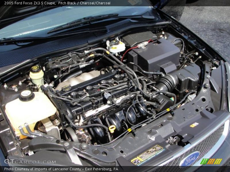 Pitch Black / Charcoal/Charcoal 2005 Ford Focus ZX3 S Coupe