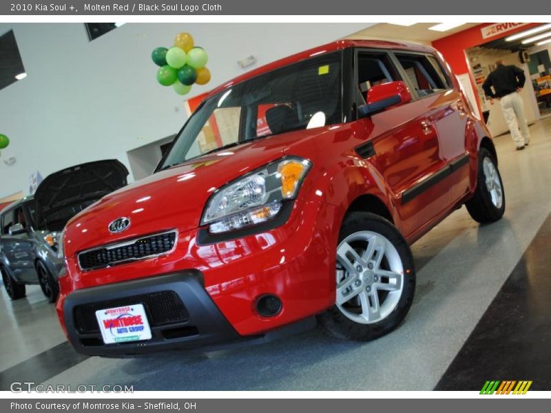 Molten Red / Black Soul Logo Cloth 2010 Kia Soul +