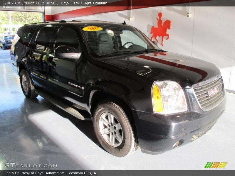 Onyx Black / Light Titanium 2007 GMC Yukon XL 1500 SLT