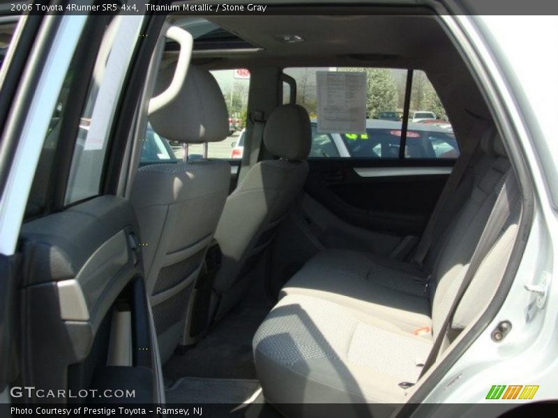Titanium Metallic / Stone Gray 2006 Toyota 4Runner SR5 4x4