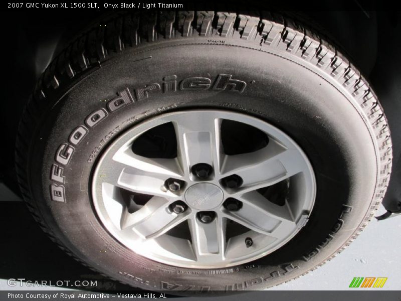 Onyx Black / Light Titanium 2007 GMC Yukon XL 1500 SLT