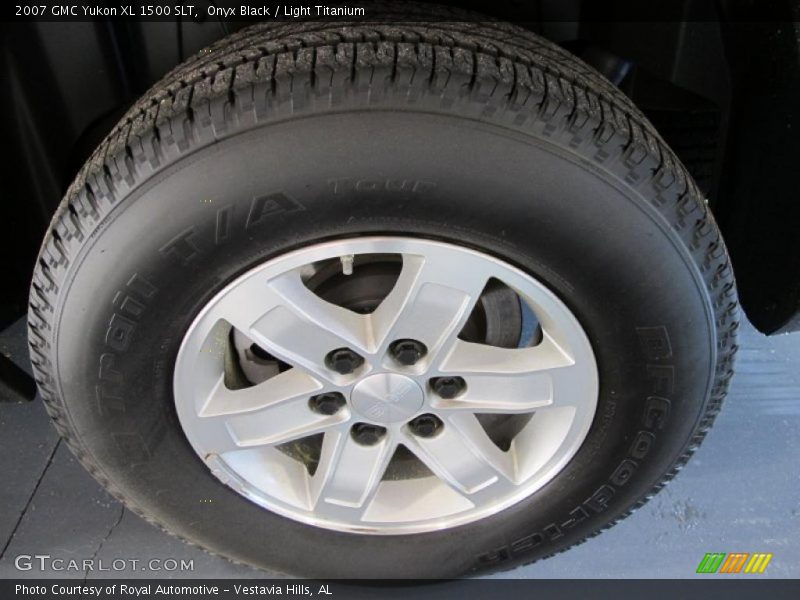 Onyx Black / Light Titanium 2007 GMC Yukon XL 1500 SLT