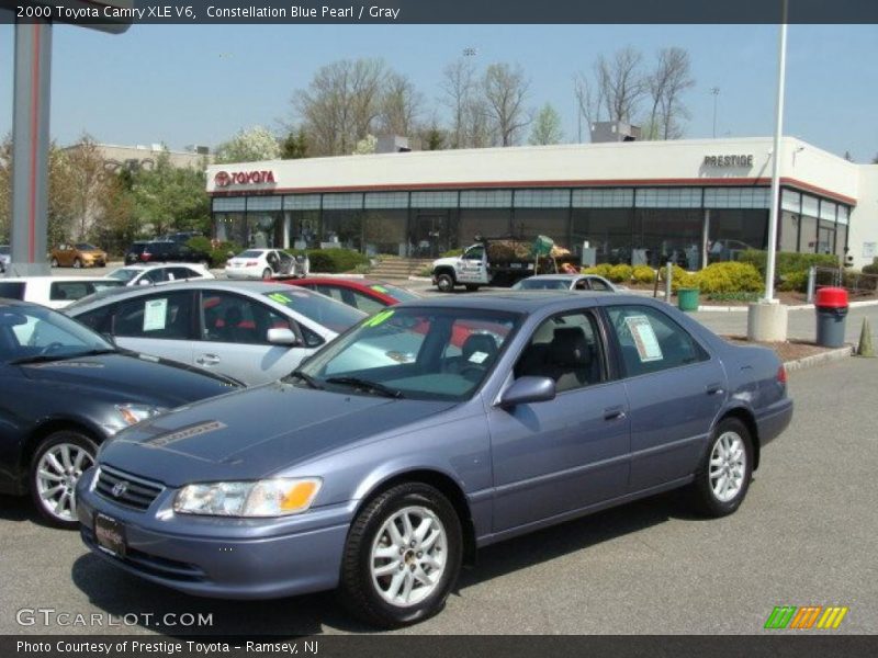 Constellation Blue Pearl / Gray 2000 Toyota Camry XLE V6