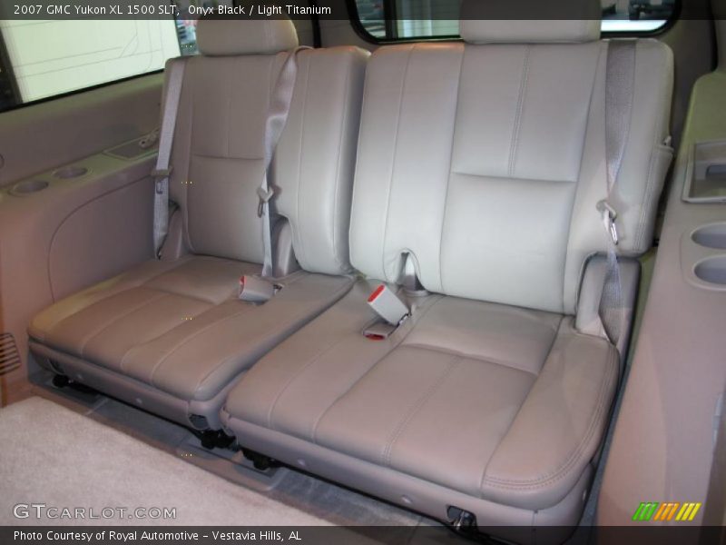 Onyx Black / Light Titanium 2007 GMC Yukon XL 1500 SLT