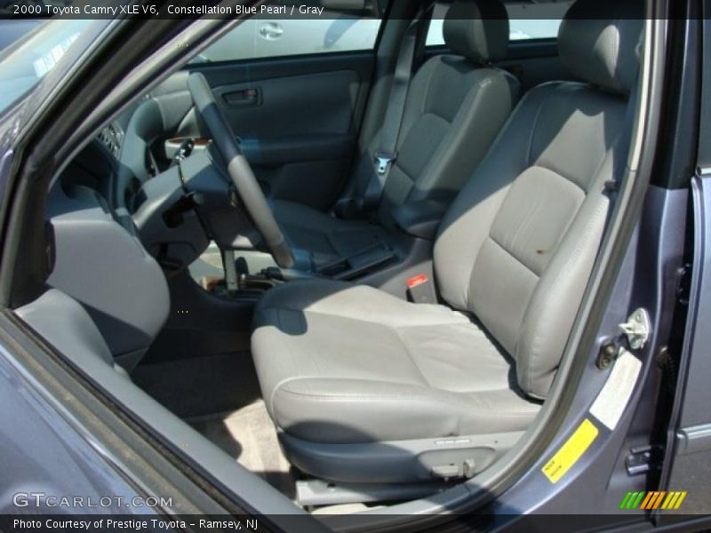 Constellation Blue Pearl / Gray 2000 Toyota Camry XLE V6