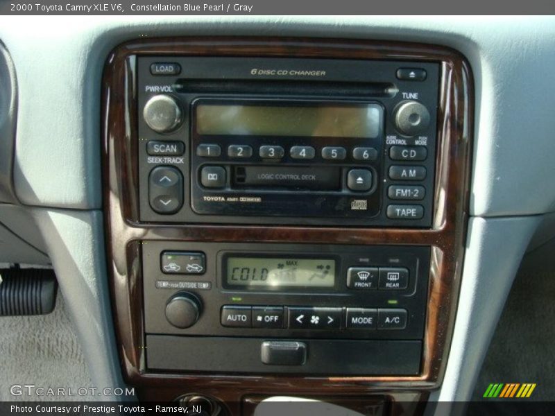 Constellation Blue Pearl / Gray 2000 Toyota Camry XLE V6