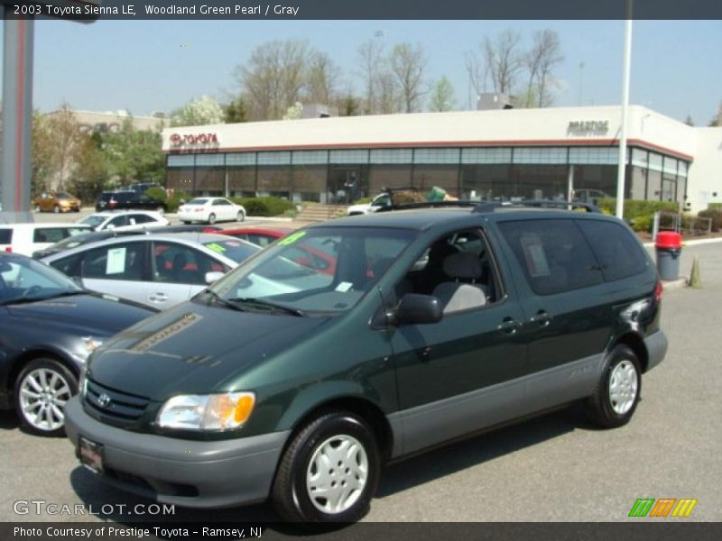 Woodland Green Pearl / Gray 2003 Toyota Sienna LE
