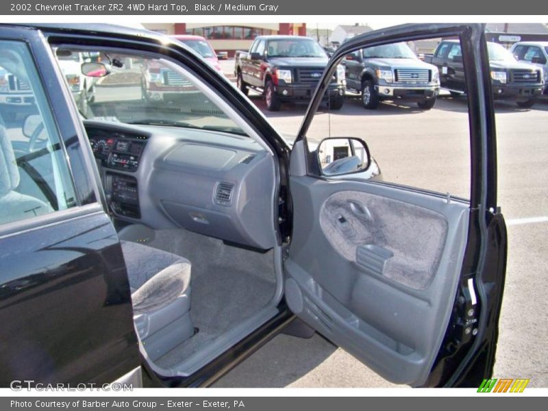 Black / Medium Gray 2002 Chevrolet Tracker ZR2 4WD Hard Top