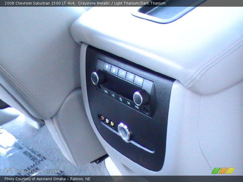 Graystone Metallic / Light Titanium/Dark Titanium 2008 Chevrolet Suburban 1500 LT 4x4