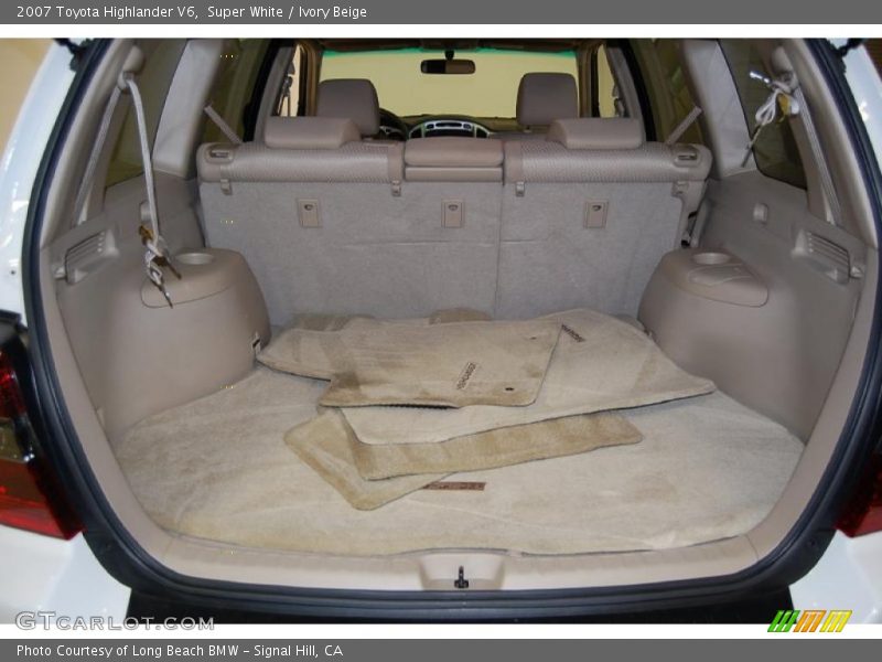 Super White / Ivory Beige 2007 Toyota Highlander V6