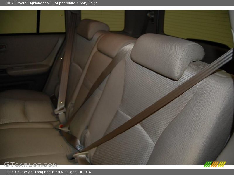 Super White / Ivory Beige 2007 Toyota Highlander V6