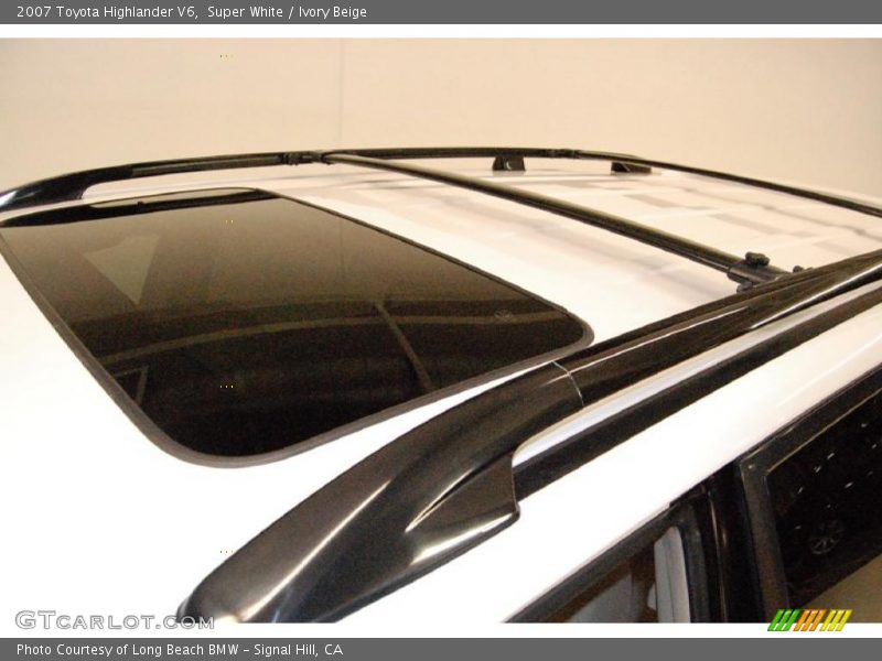 Super White / Ivory Beige 2007 Toyota Highlander V6