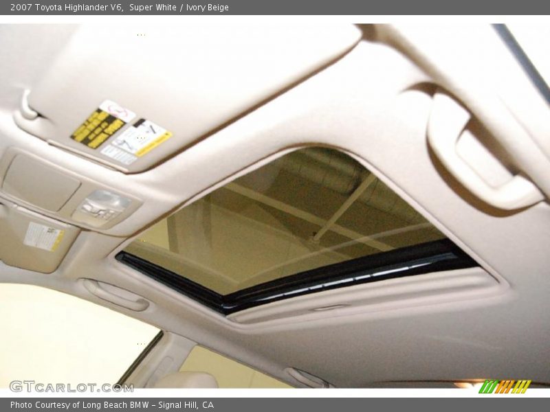 Super White / Ivory Beige 2007 Toyota Highlander V6