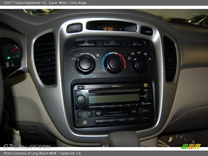 Super White / Ivory Beige 2007 Toyota Highlander V6