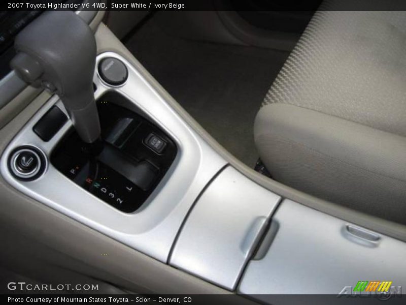 Super White / Ivory Beige 2007 Toyota Highlander V6 4WD