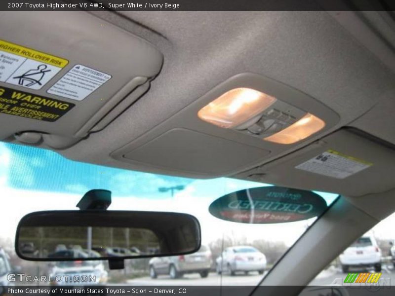 Super White / Ivory Beige 2007 Toyota Highlander V6 4WD