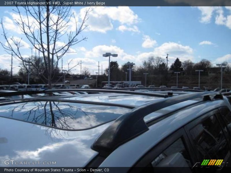 Super White / Ivory Beige 2007 Toyota Highlander V6 4WD
